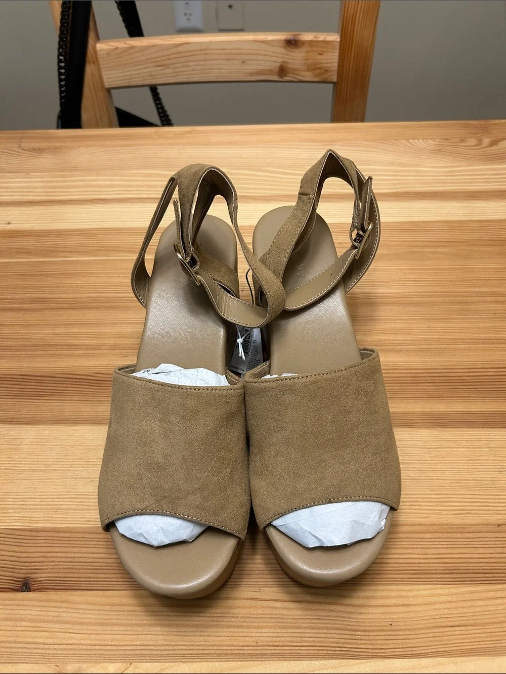 Never worn tag still on!!Women's Suede Ankle-Strap wedges in Tan